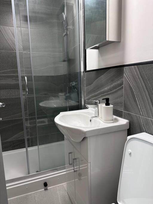 2Bed Flat In Leicester ! ภายนอก รูปภาพ